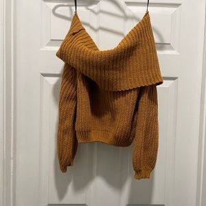 Lulu’s cowl neck cropped sweater